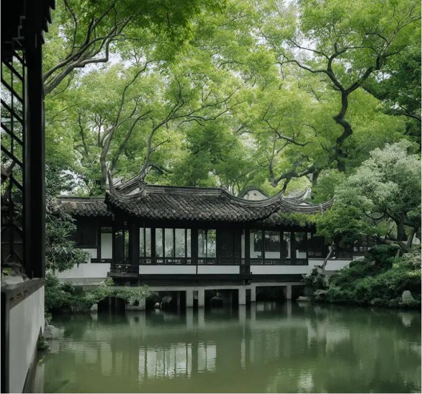 雨湖区罂粟餐饮有限公司